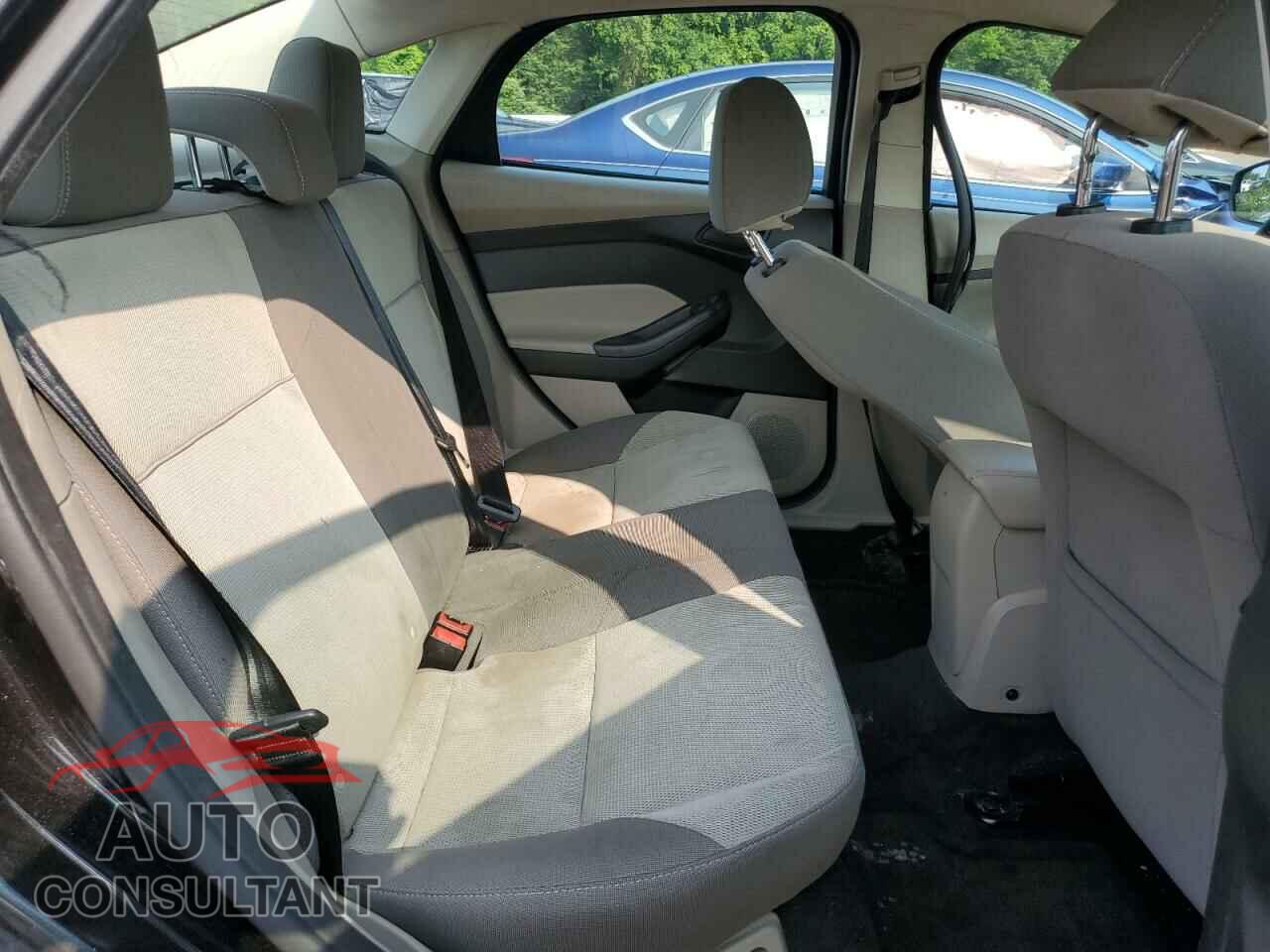 FORD FOCUS 2012 - 1FAHP3F22CL455790