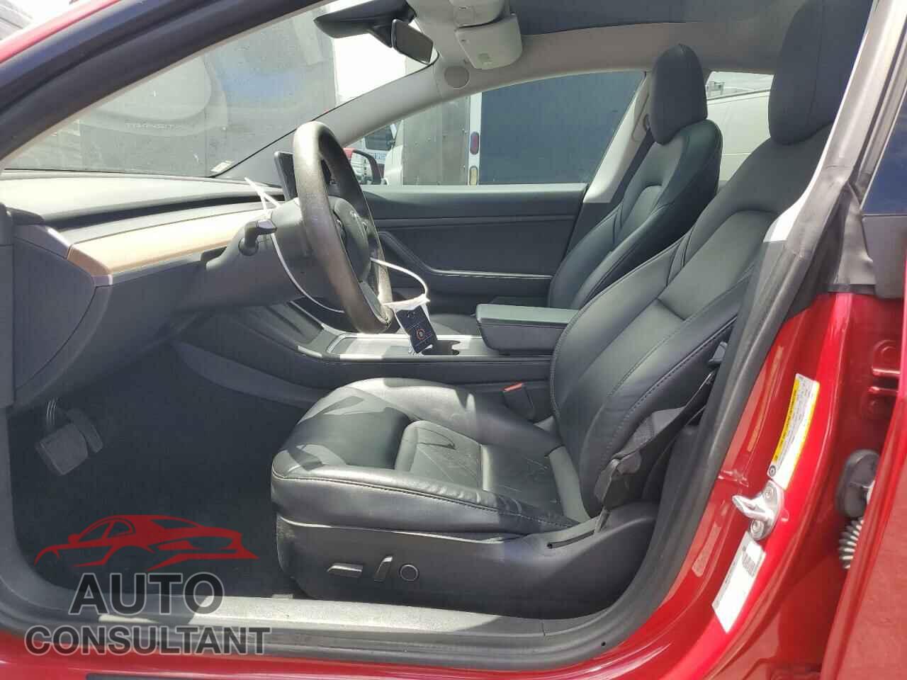 TESLA MODEL 3 2021 - 5YJ3E1EA1MF843329