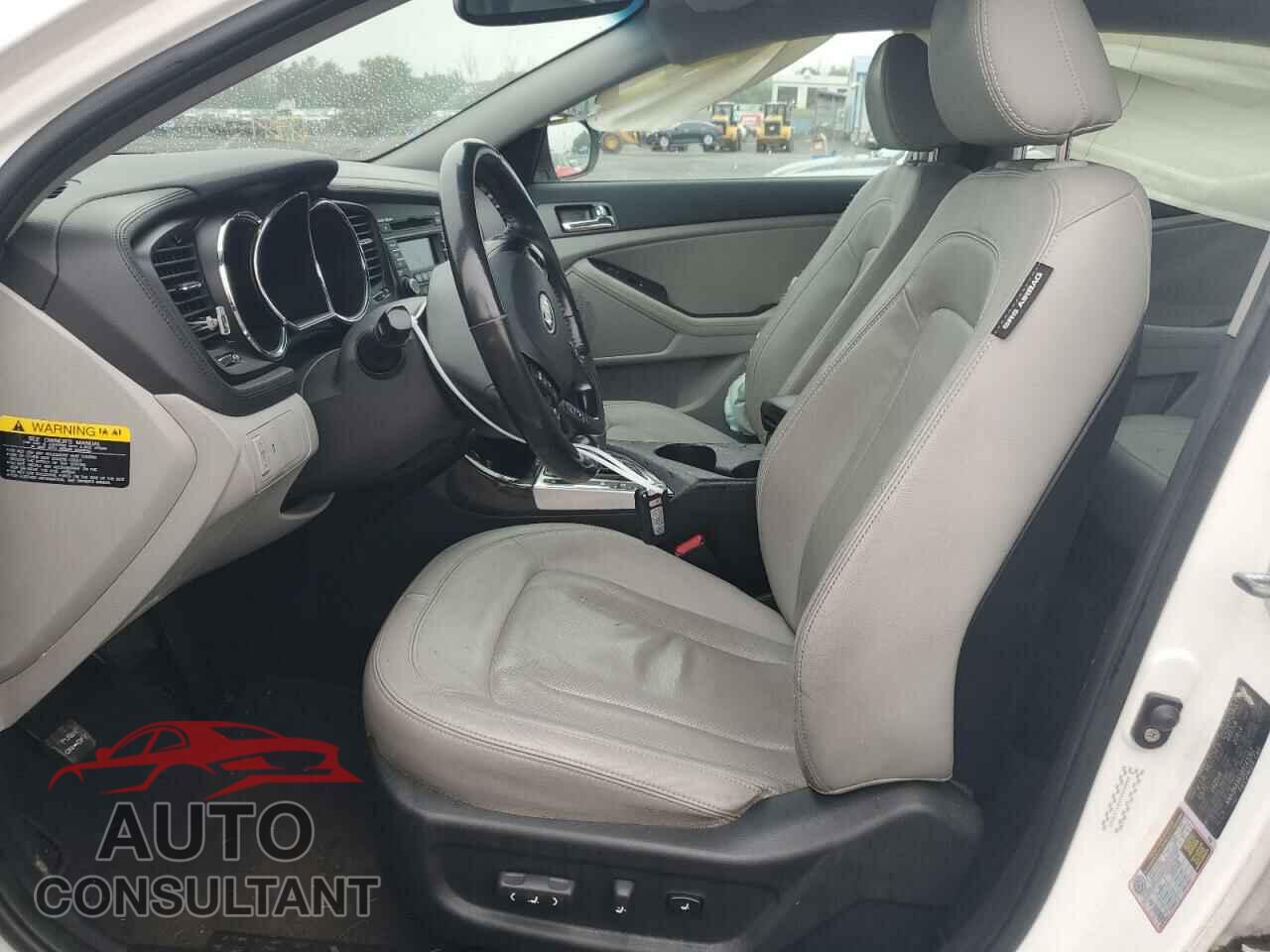 KIA OPTIMA 2011 - KNAGN4A65B5143362