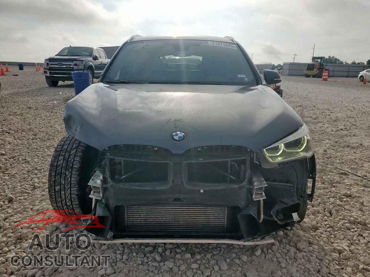 BMW X1 2017 - WBXHT3C38H5F73671