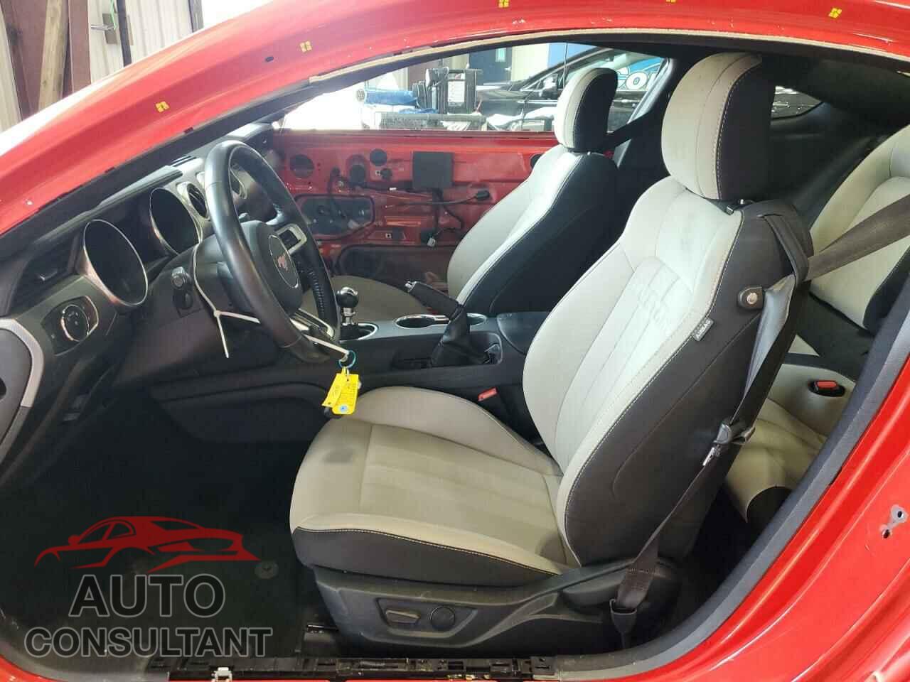 FORD MUSTANG 2021 - 1FA6P8CF8M5142986