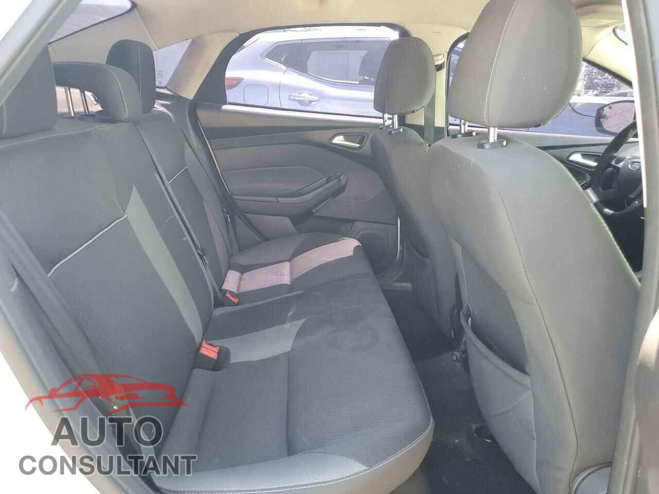 FORD FOCUS 2014 - 1FADP3F25EL200066