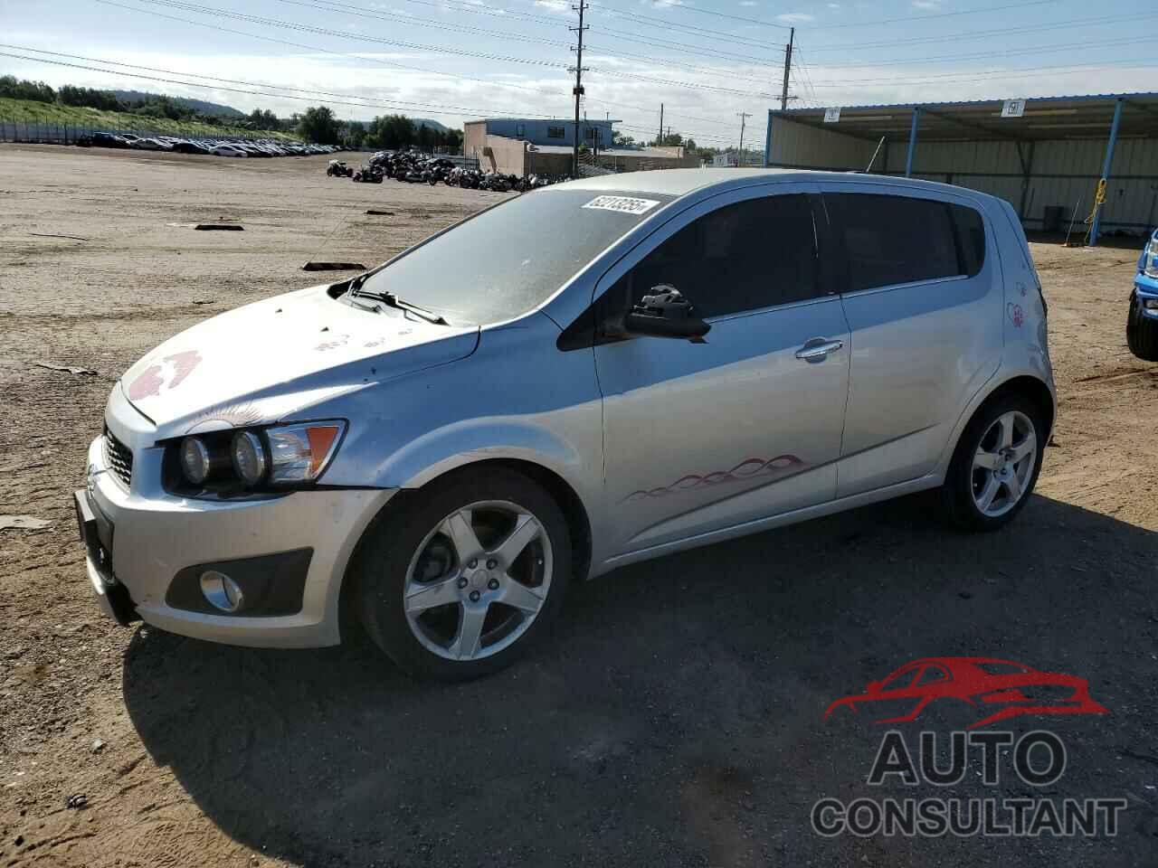 CHEVROLET SONIC 2015 - 1G1JE6SB3F4209217