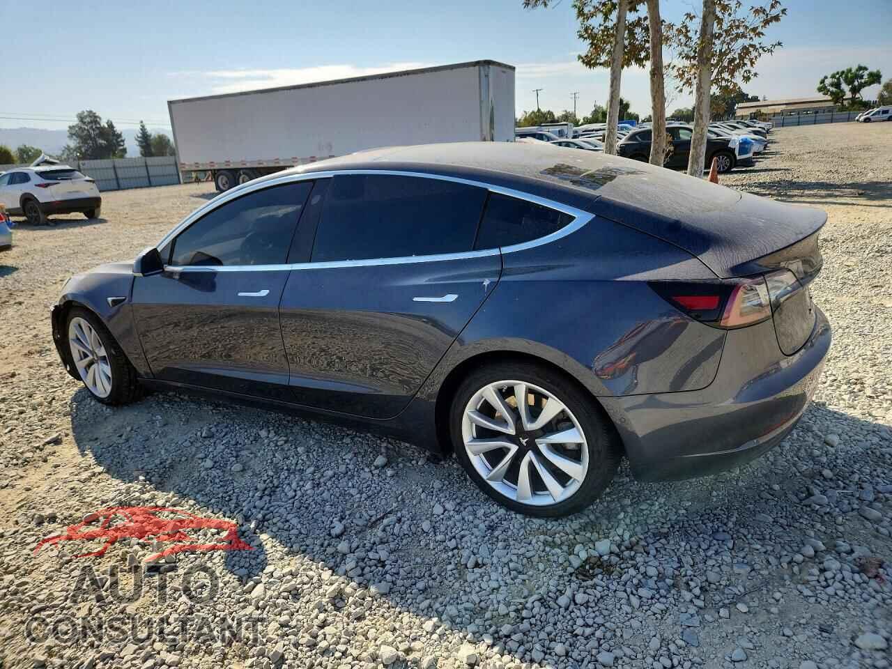 TESLA MODEL 3 2018 - 5YJ3E1EB9JF185070