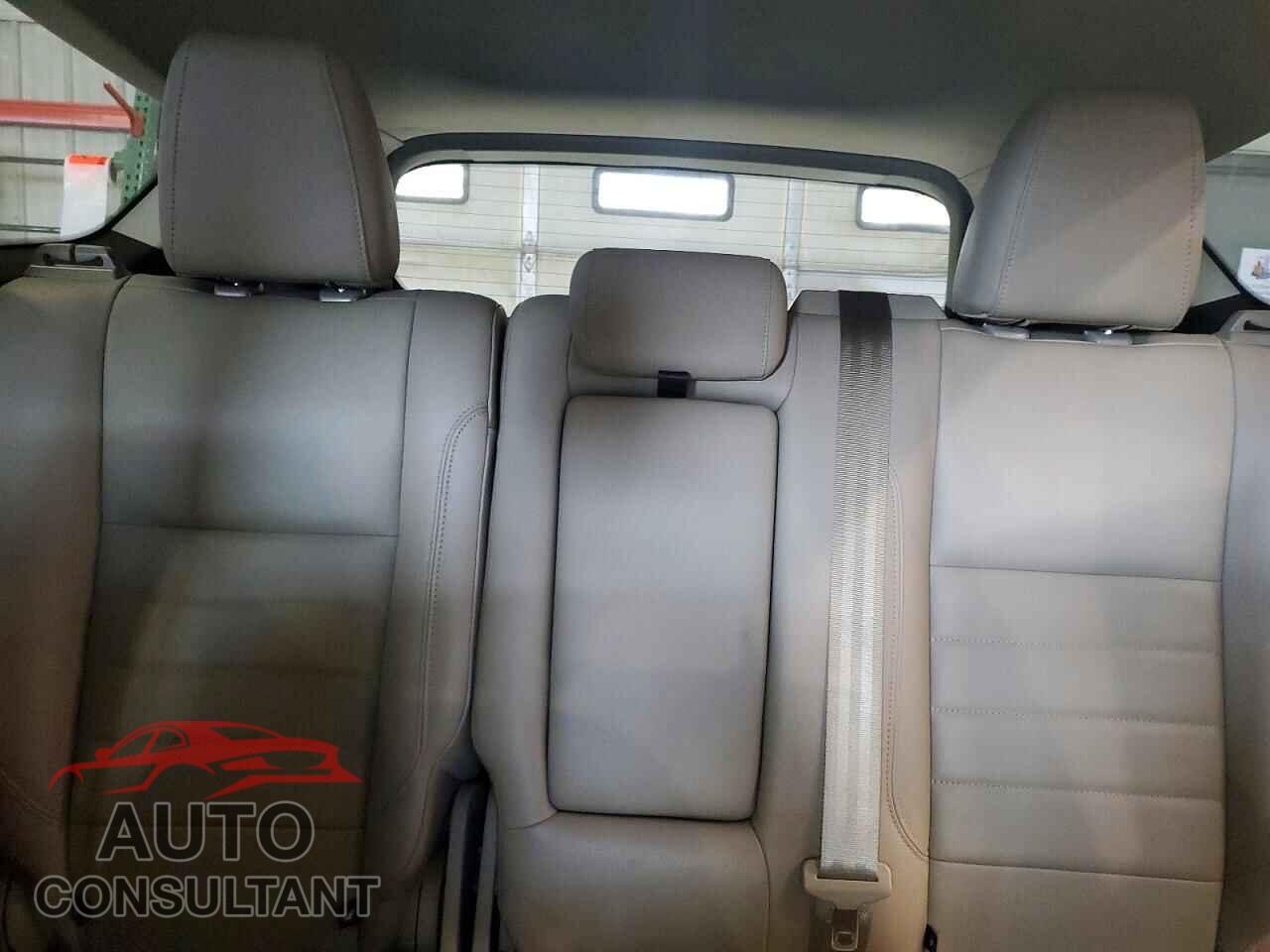 FORD ESCAPE 2016 - 1FMCU0JX5GUB20436