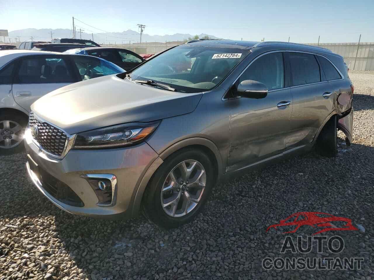 KIA SORENTO 2019 - 5XYPKDA57KG456164