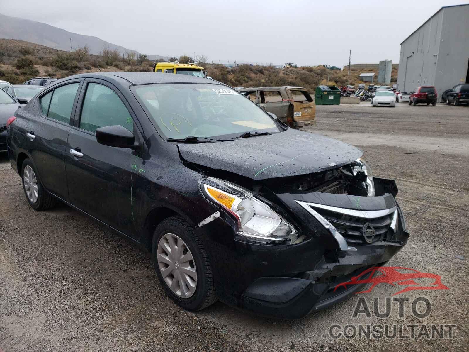 NISSAN VERSA 2018 - 3N1CN7AP5JL805356