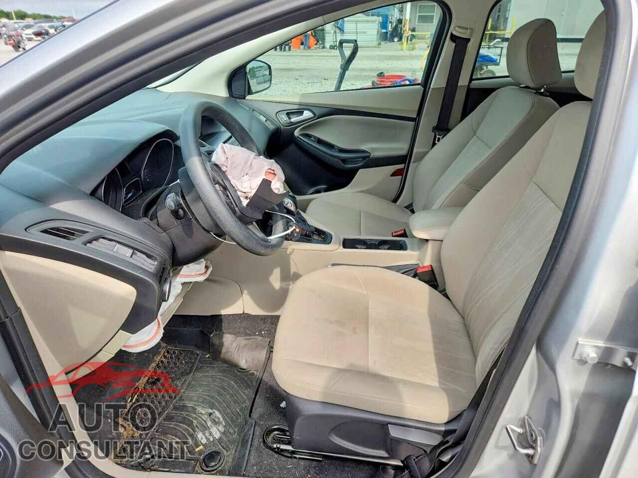 FORD FOCUS 2016 - 1FADP3F22GL253732