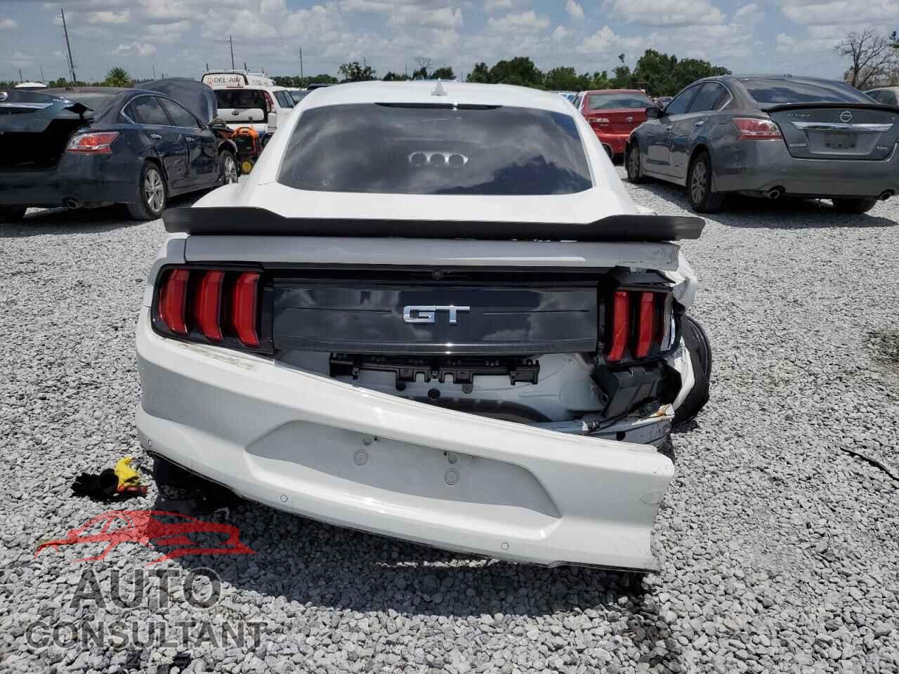 FORD MUSTANG 2021 - 1FA6P8CF3M5157914