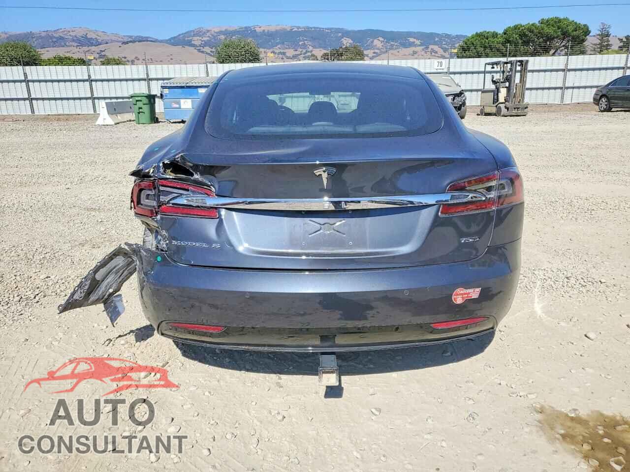 TESLA MODEL S 2018 - 5YJSA1E25JF273427