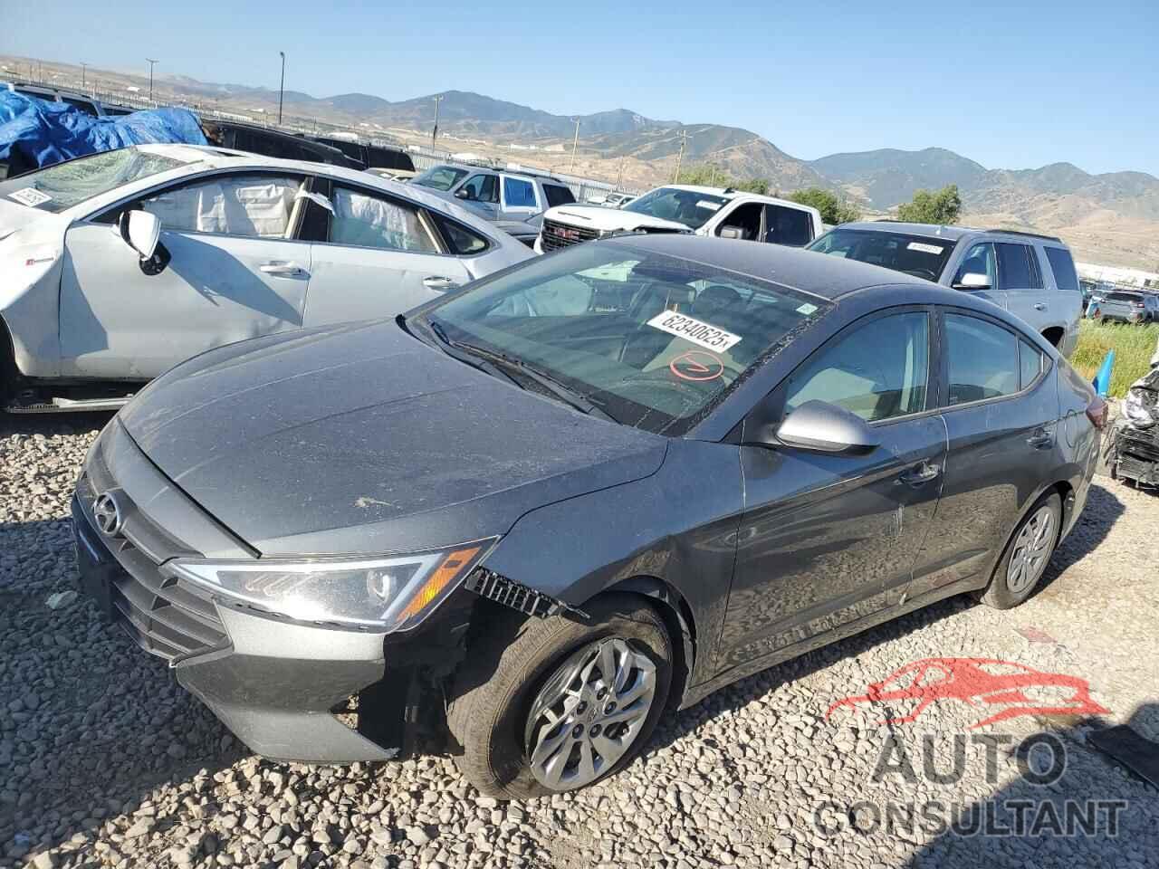 HYUNDAI ELANTRA 2019 - KMHD74LF0KU806982