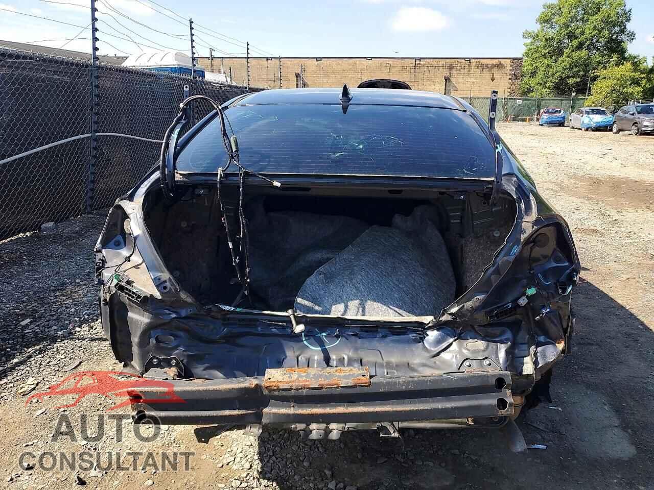 HONDA CIVIC 2017 - 19XFC2F77HE205495