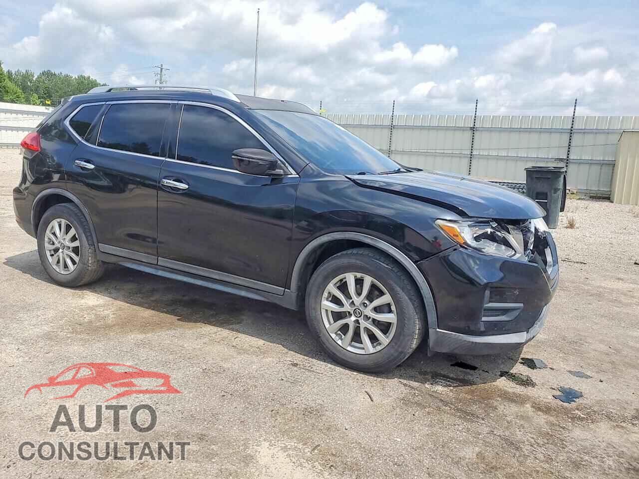 NISSAN ROGUE 2017 - KNMAT2MT4HP521771