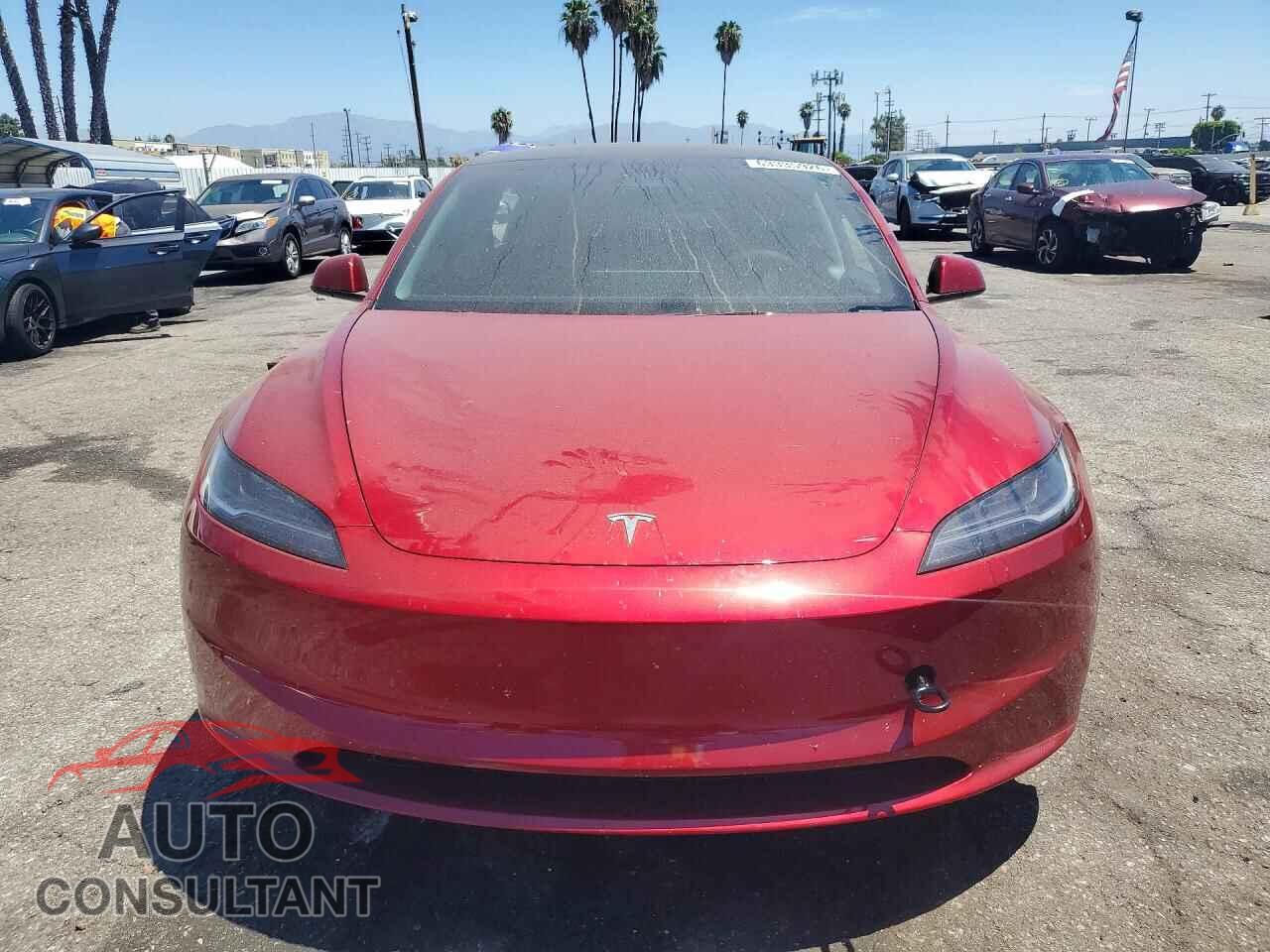 TESLA MODEL 3 2025 - 5YJ3E1EA3SF983797
