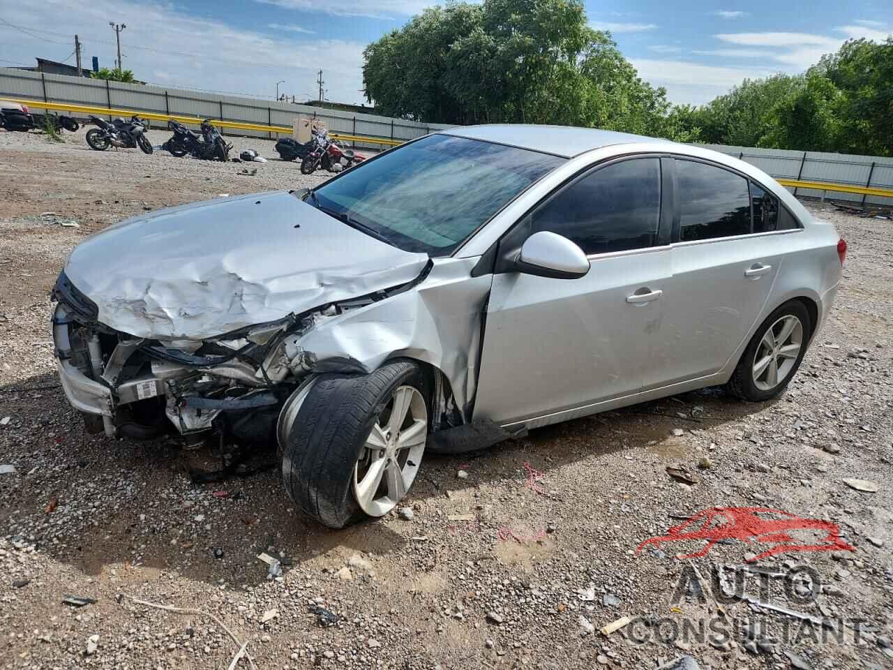 CHEVROLET CRUZE 2015 - 1G1PE5SB7F7153978