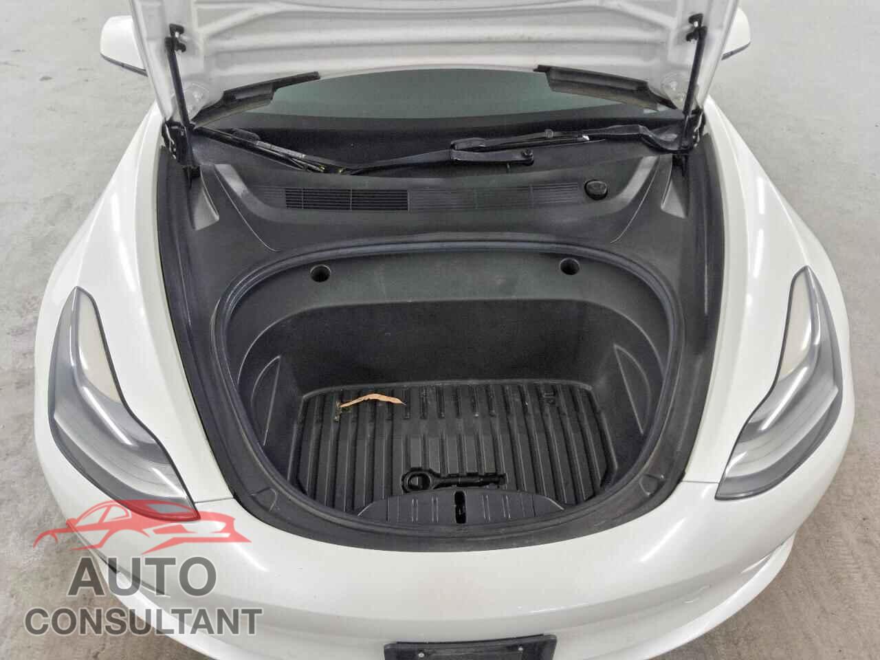 TESLA MODEL 3 2022 - 5YJ3E1EA4NF143239