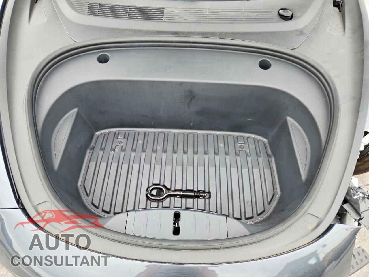 TESLA MODEL 3 2023 - 5YJ3E1EA5PF405322