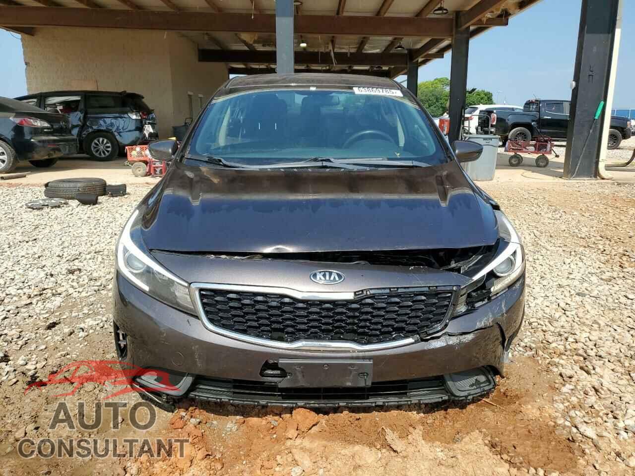KIA FORTE 2017 - 3KPFK4A73HE106033