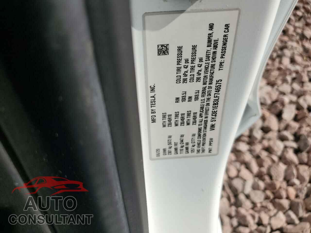 TESLA MODEL 3 2020 - 5YJ3E1EB3LF746575