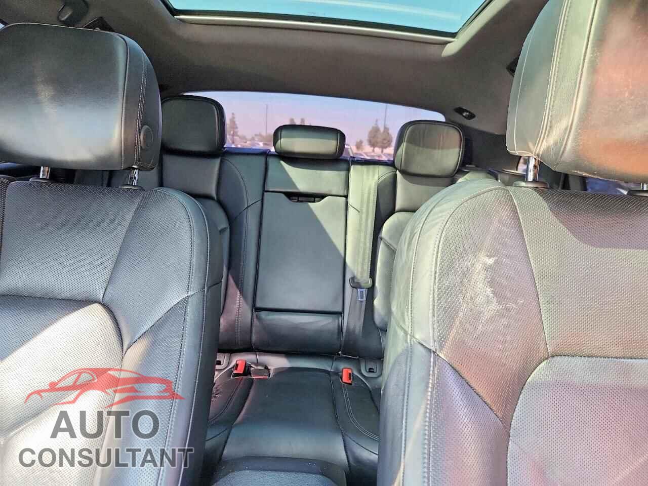 PORSCHE MACAN 2017 - WP1AA2A56HLB80763