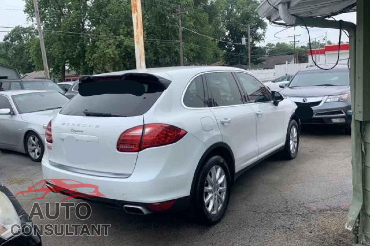 PORSCHE CAYENNE 2013 - WP1AA2A22DLA01361