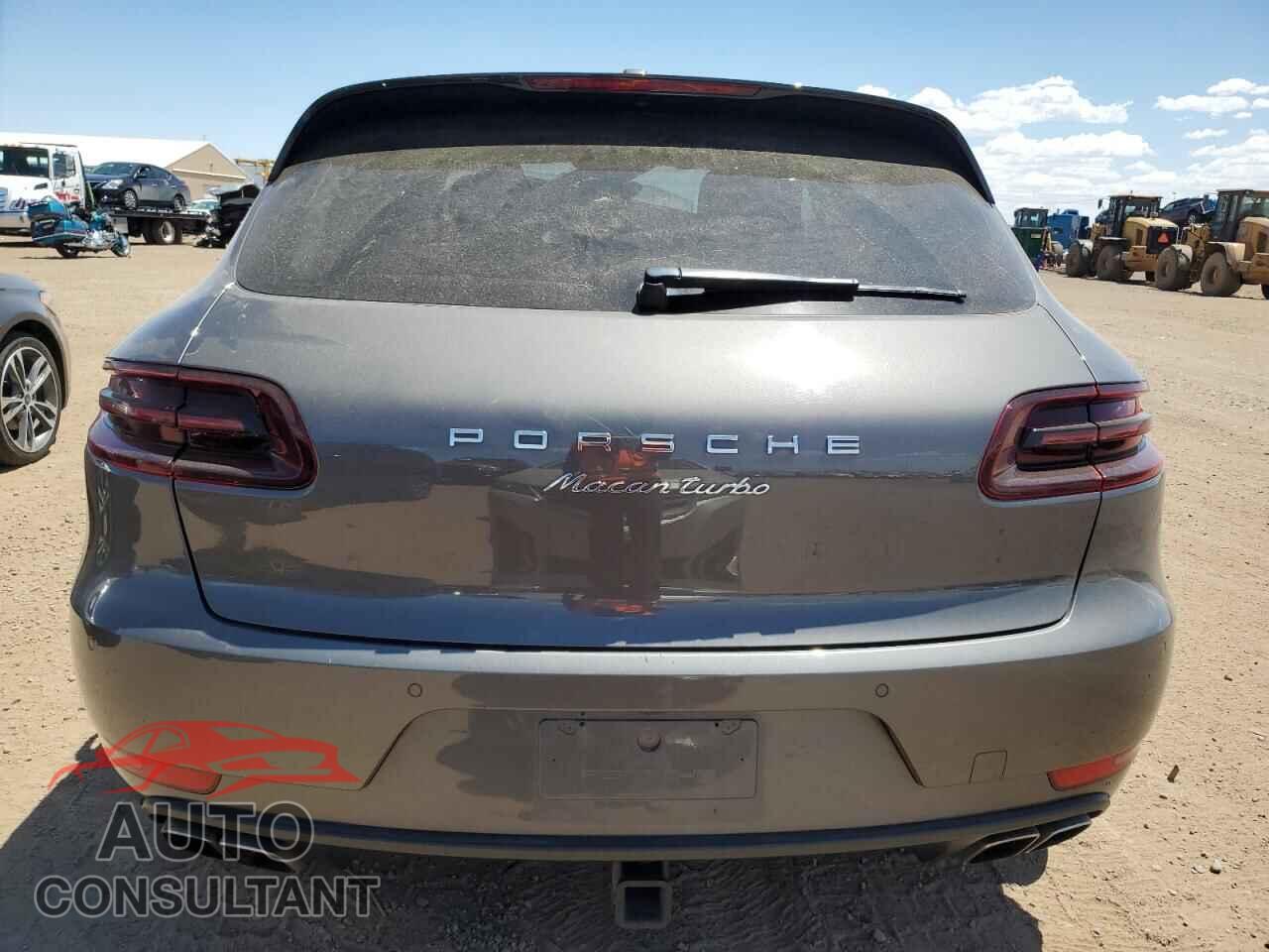 PORSCHE MACAN 2015 - WP1AF2A5XFLB97841