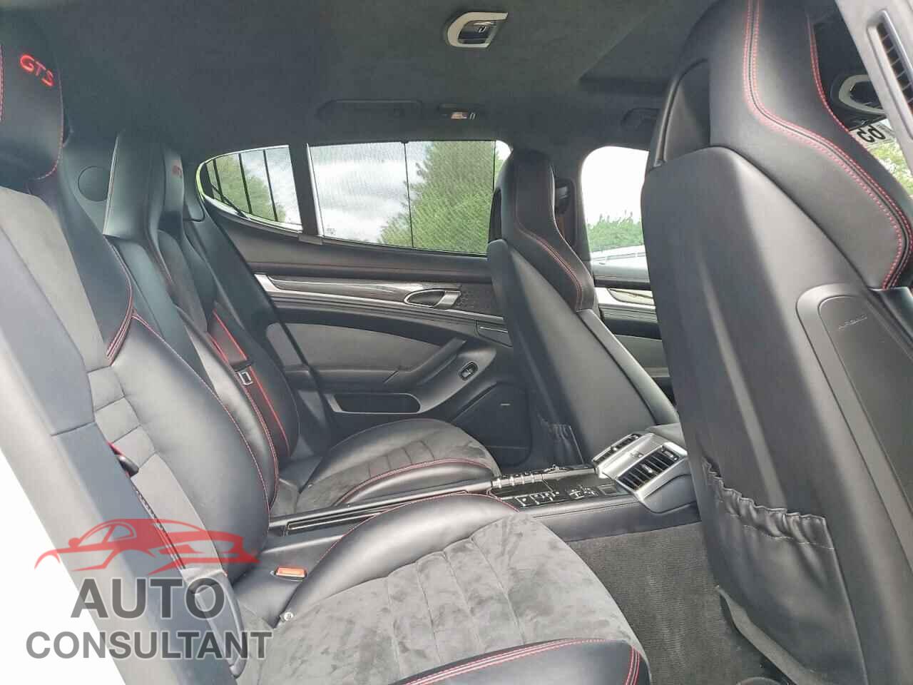 PORSCHE PANAMERA 2015 - WP0AF2A73FL080802