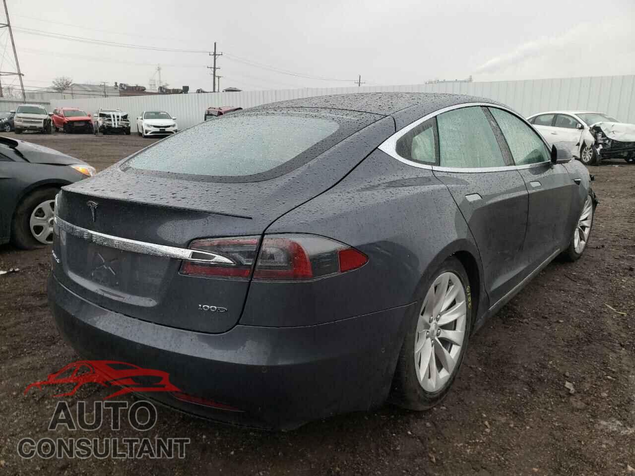 TESLA MODEL S 2018 - 5YJSA1E20JF268703