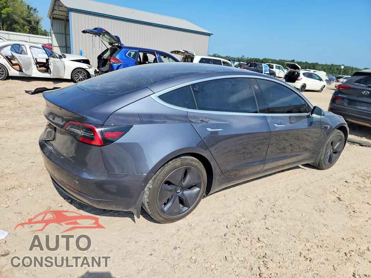 TESLA MODEL 3 2019 - 5YJ3E1EA0KF298804