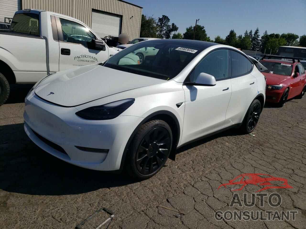 TESLA MODEL Y 2023 - 7SAYGDEE4PF835303