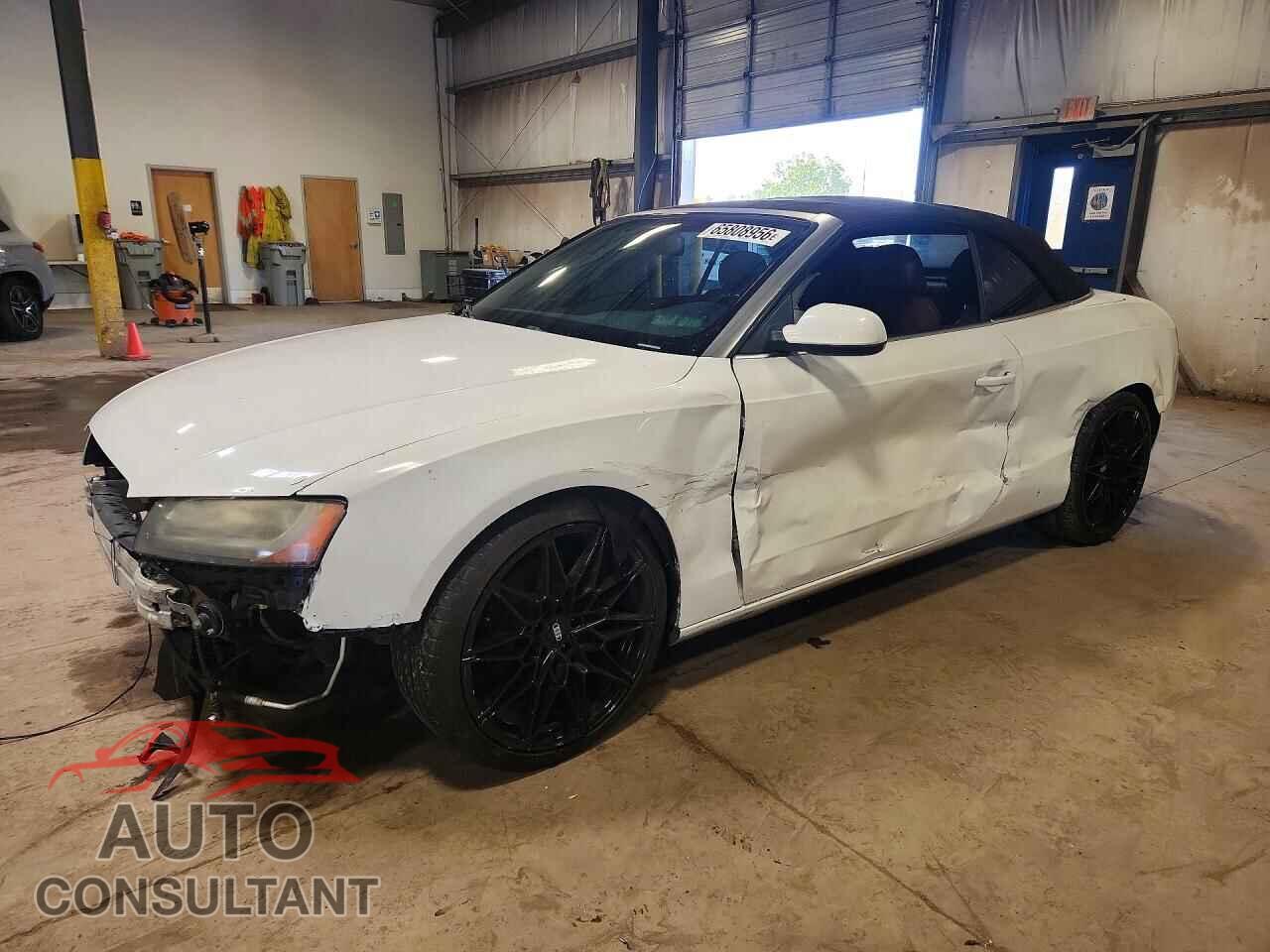 AUDI A5 2010 - WAULFAFH0AN013458