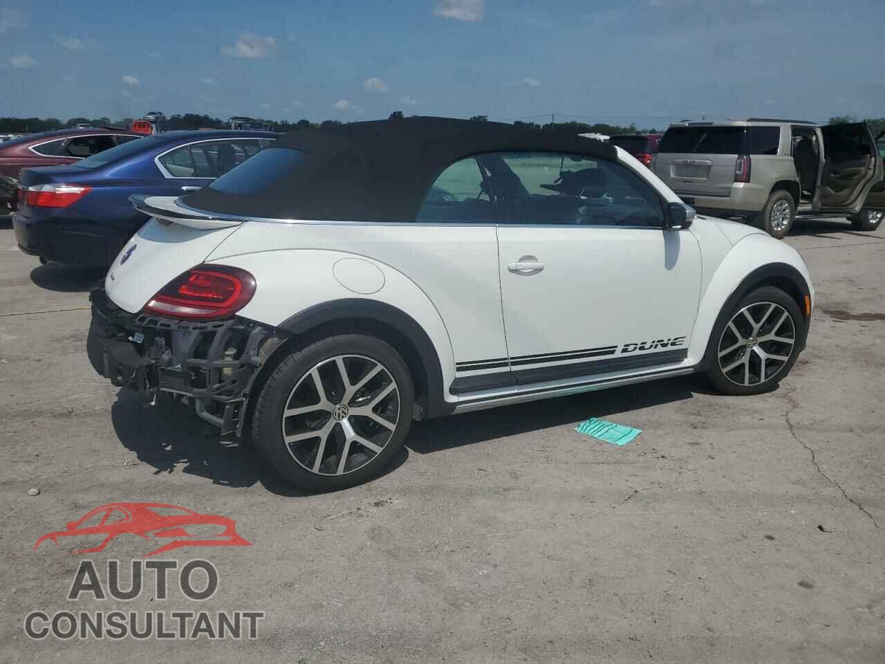 VOLKSWAGEN BEETLE 2017 - 3VWT17AT4HM814671