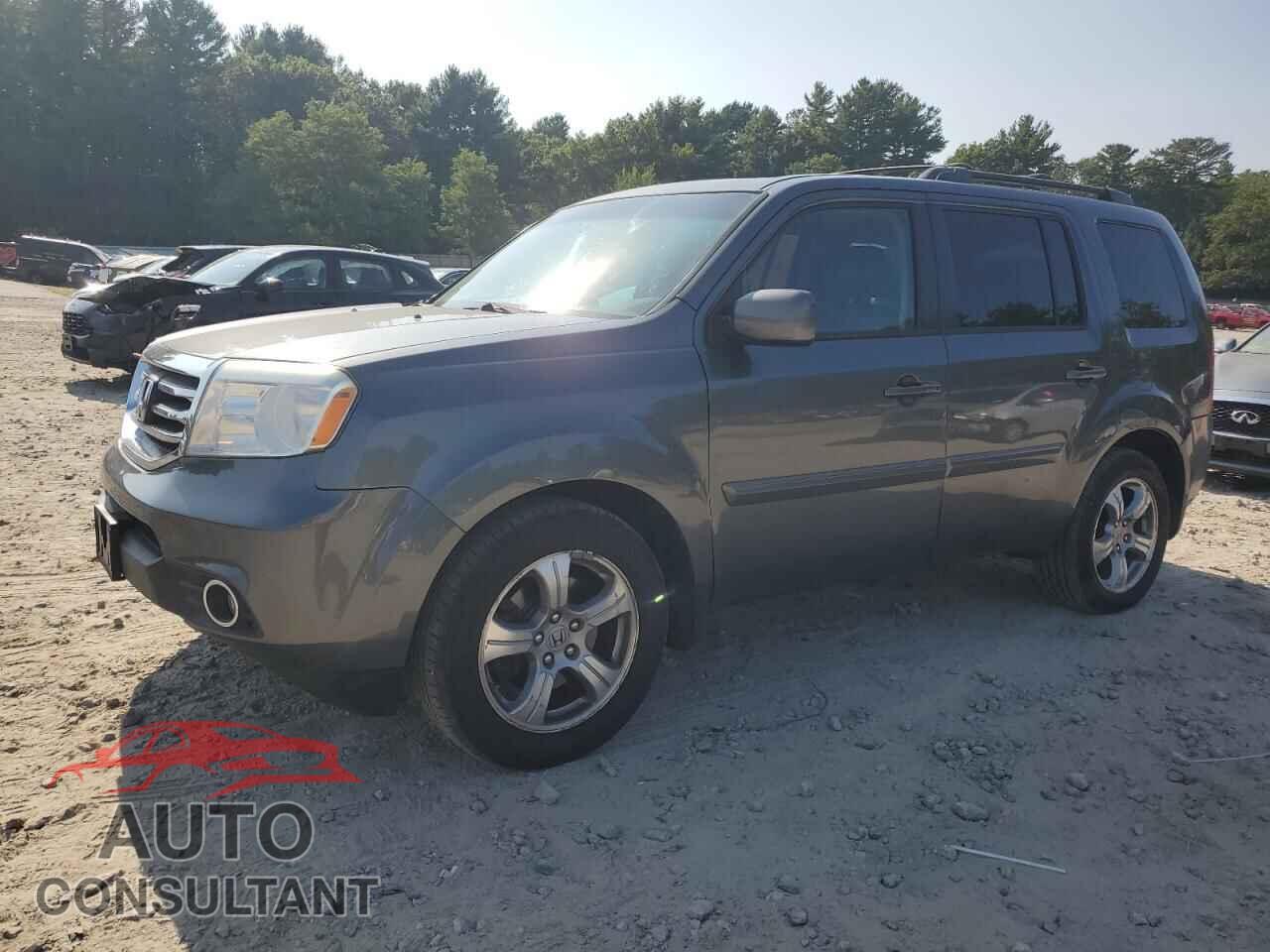 HONDA PILOT 2013 - 5FNYF4H51DB026798