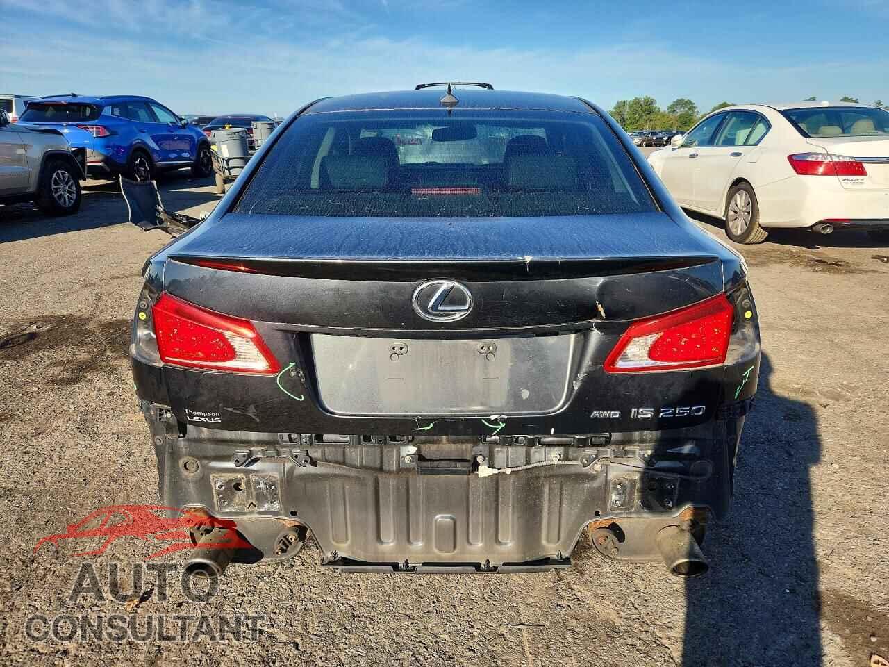 LEXUS IS 2011 - JTHCF5C28B5048100