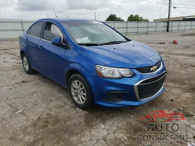 CHEVROLET SONIC 2018 - 1G1JD5SH1J4102483