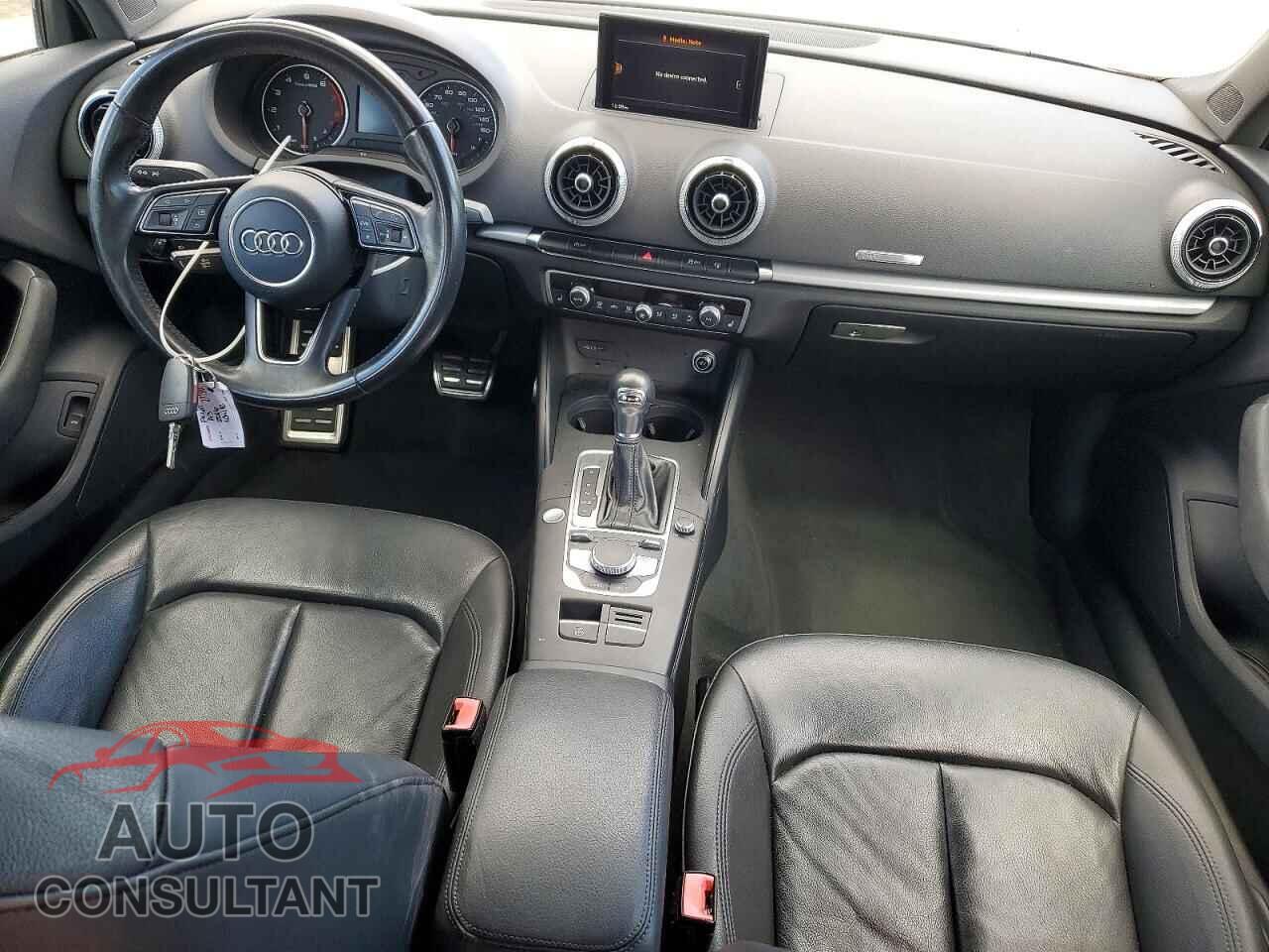 AUDI A3 2017 - WAUAUGFF0H1035444