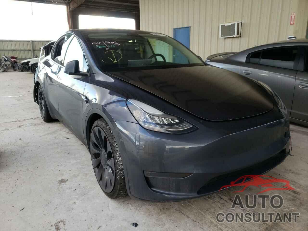 TESLA MODEL Y 2020 - 5YJYGDEF8LF001003
