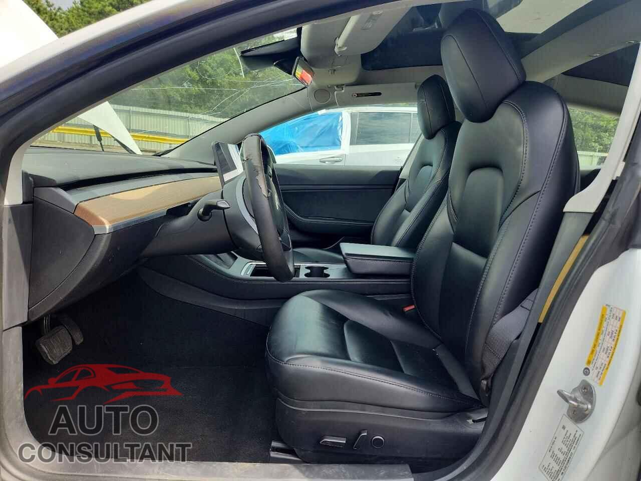 TESLA MODEL 3 2021 - 5YJ3E1EA0MF851972