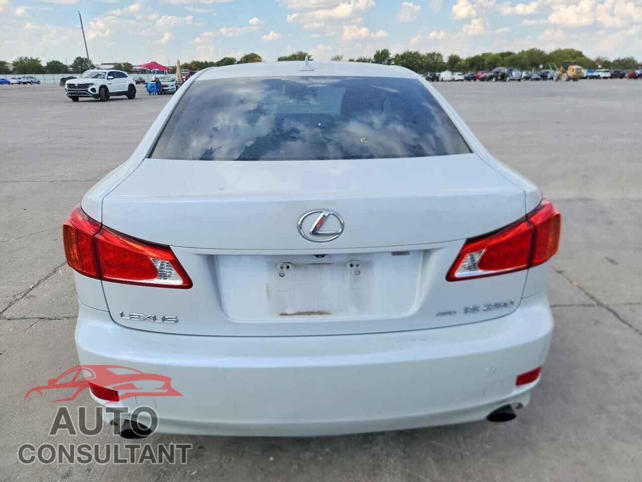 LEXUS IS 2010 - JTHCF5C2XA2032657