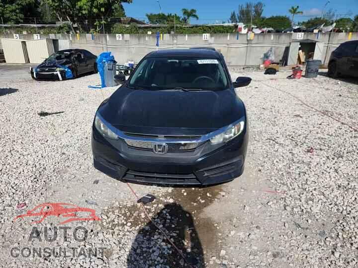 HONDA CIVIC 2017 - 19XFC2F71HE030905