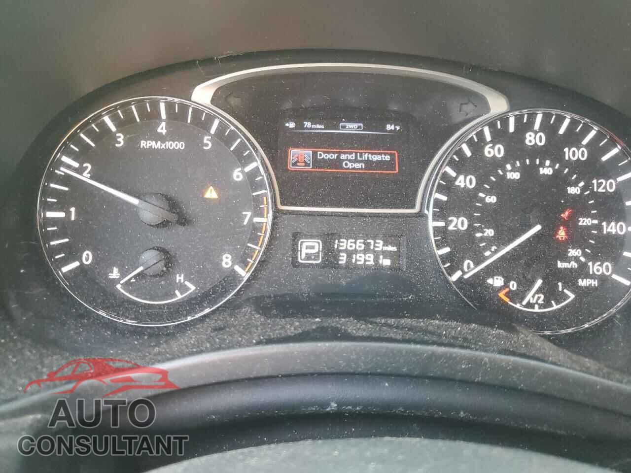 NISSAN PATHFINDER 2013 - 5N1AR2MM0DC611889