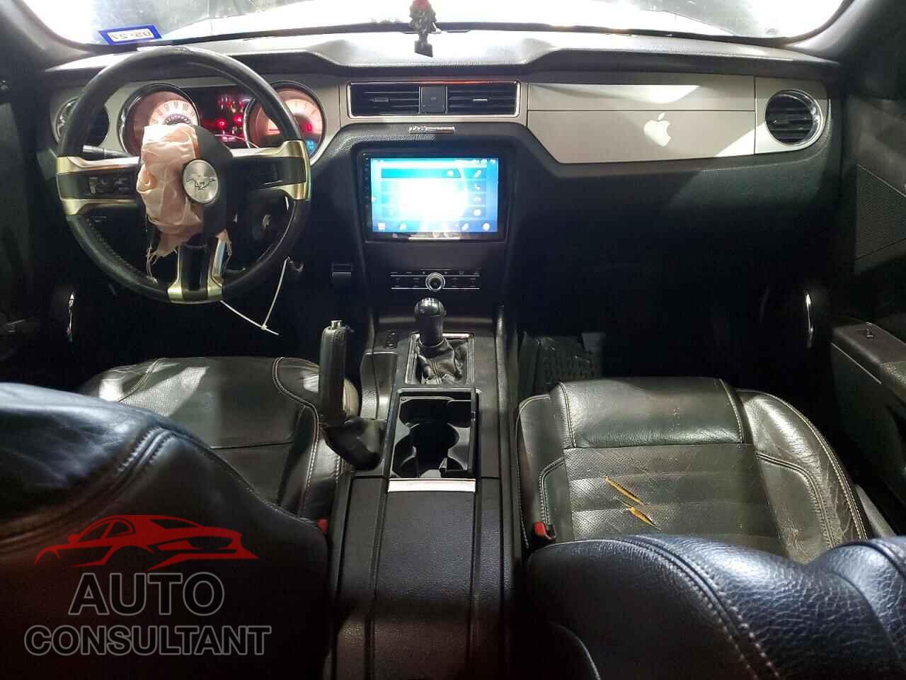 FORD MUSTANG 2012 - 1ZVBP8AM0C5262013