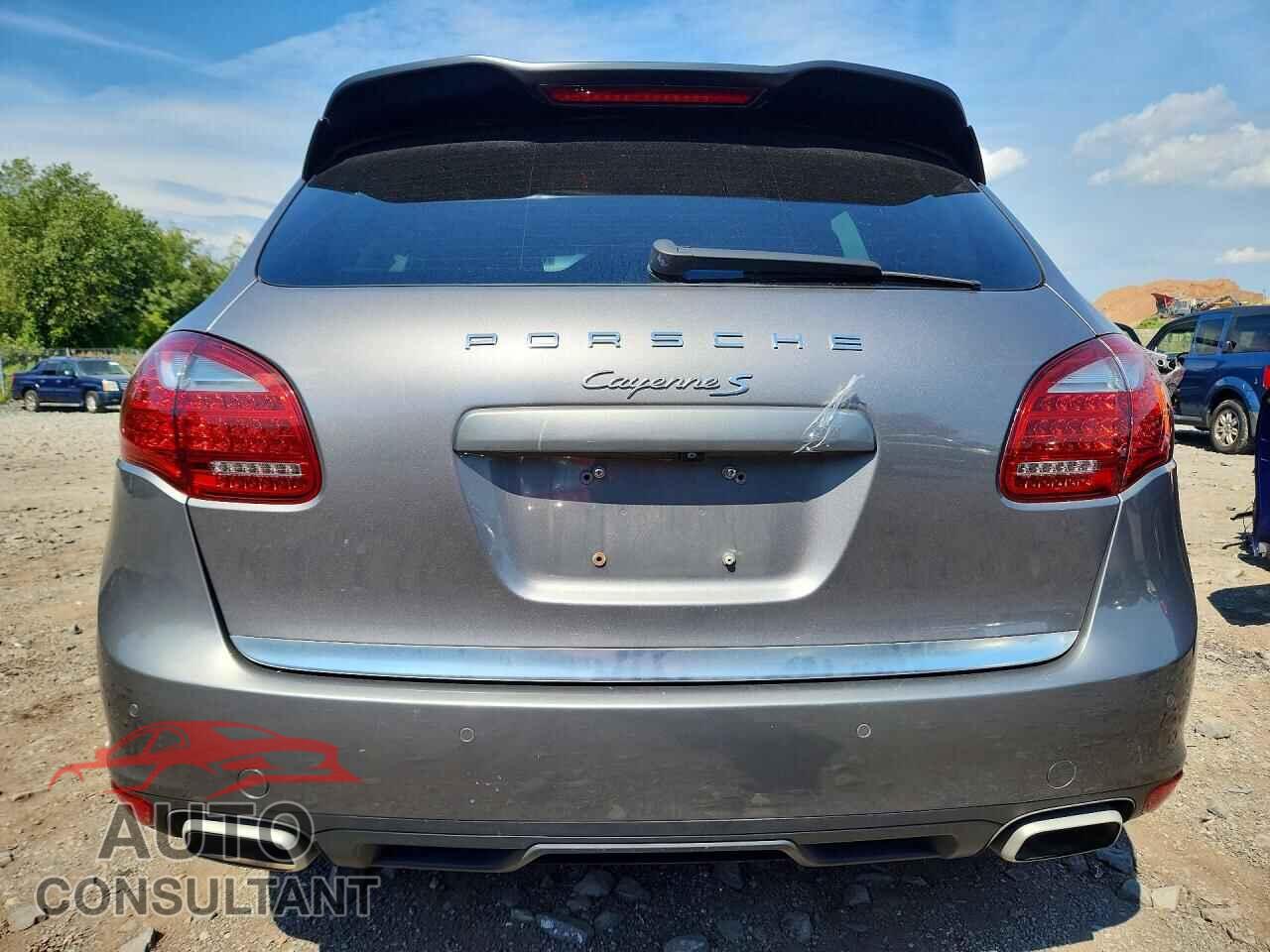 PORSCHE CAYENNE 2012 - WP1AB2A24CLA50055