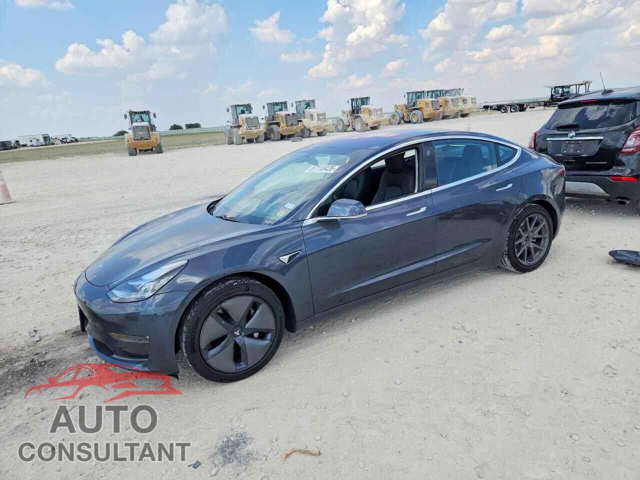 TESLA MODEL 3 2018 - 5YJ3E1EA7JF053481