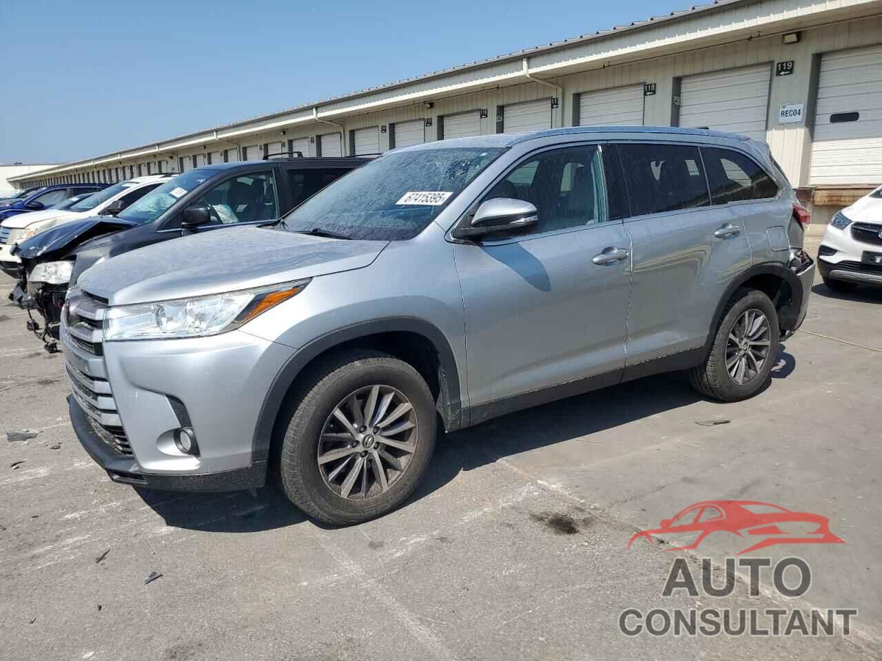 TOYOTA HIGHLANDER 2019 - 5TDKZRFH8KS555407