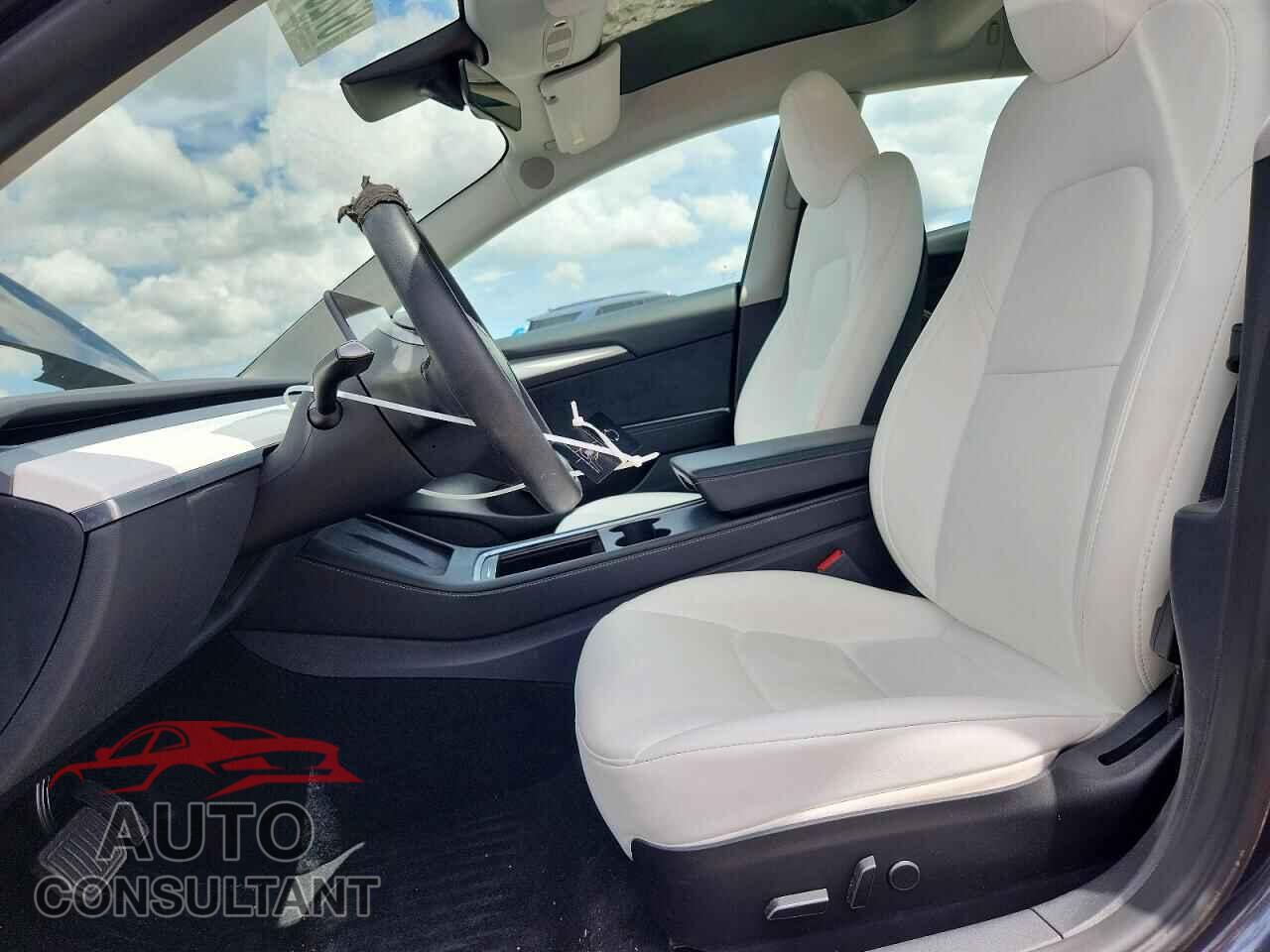 TESLA MODEL 3 2023 - 5YJ3E1EA9PF673287