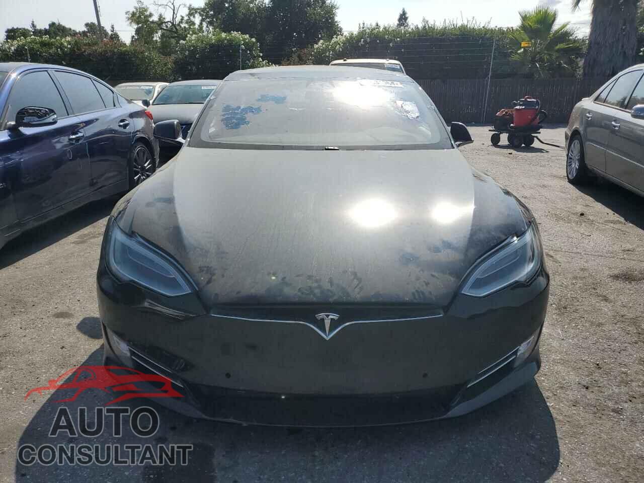 TESLA MODEL S 2018 - 5YJSA1E27JF282923