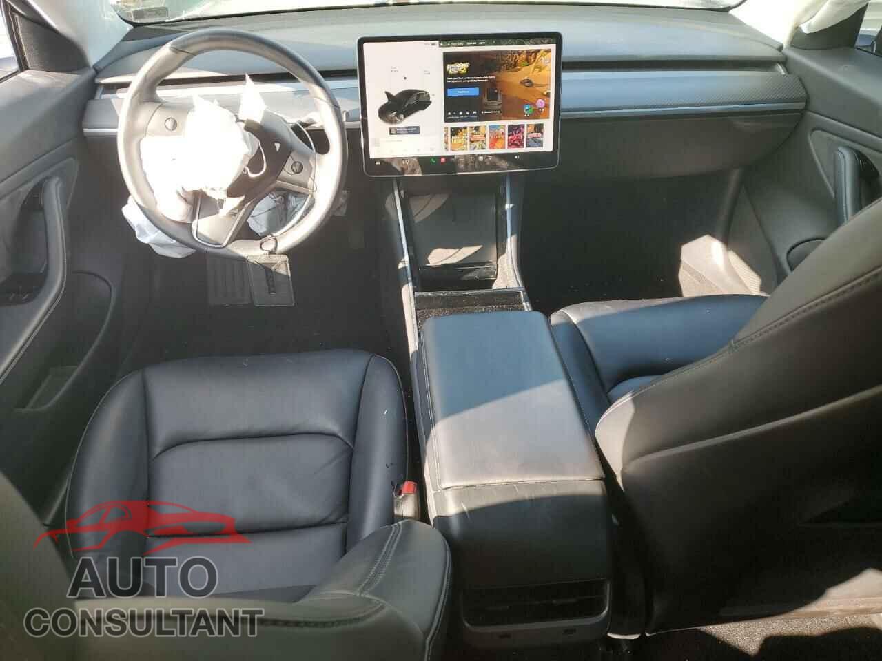 TESLA MODEL 3 2019 - 5YJ3E1EB8KF453396
