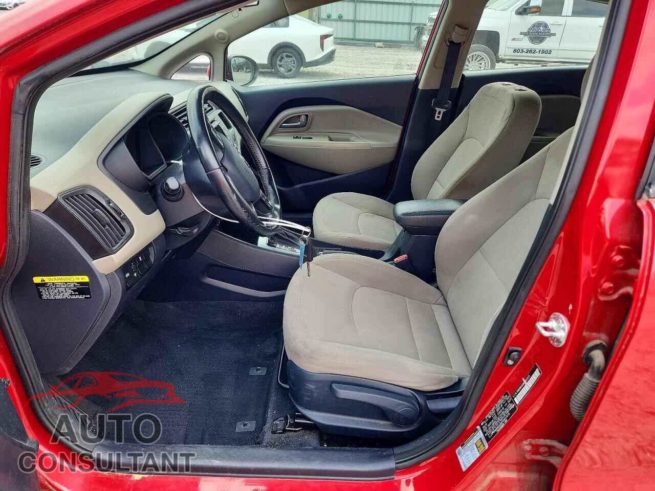 KIA RIO 2015 - KNADN5A36F6421572