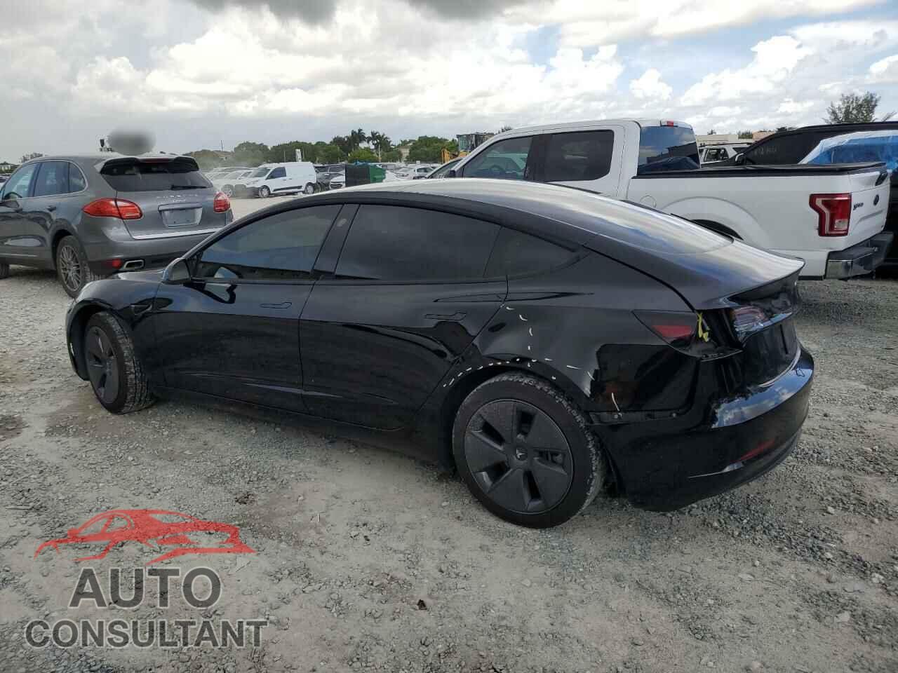 TESLA MODEL 3 2023 - 5YJ3E1EA7PF424129